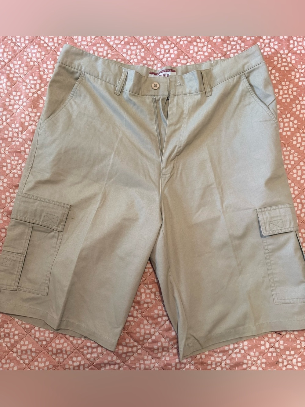 Nevada Studio Men’s Khaki Cargo Shorts Size 36 Cotton Blend Utility Casual